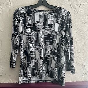 Alia Petite Black and White Geometric Women's Blouse